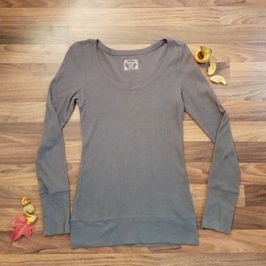 Decree gray thermal long sleeve top